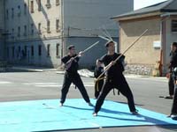 img03