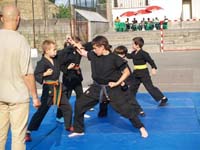 img03