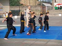 img03